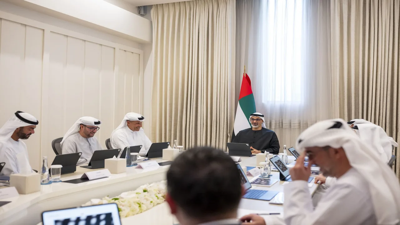 خالد بن محمد بن زايد يثني على الإنجازات الملهمة لـ “لِعماد”
